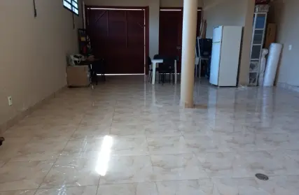 Imagem: Galpão / Salão para Alugar, Santa Teresinha