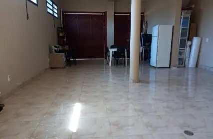 Imagem: Galpão / Salão para Alugar, Santa Teresinha