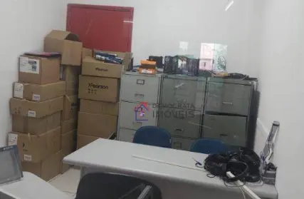 Imagem: Galpão / Salão para Alugar, Santa Teresinha