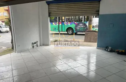 Imagem: Galpão / Salão para Alugar, Santa Maria