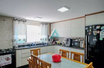 Imagem: Sobrado para Venda, Santa Maria