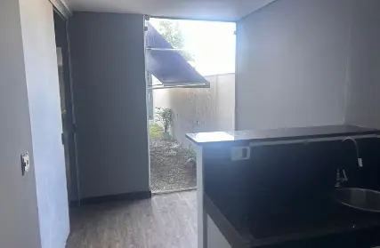 Imagem: Prédio Comercial para Alugar, Jardim do Mar