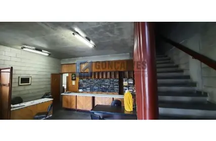 Imagem: Prédio Comercial para Venda, Barcelona