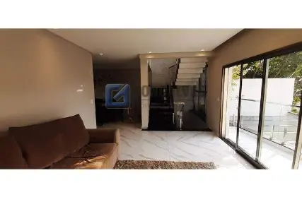 Imagem: Sobrado para Venda, Ferrazópolis