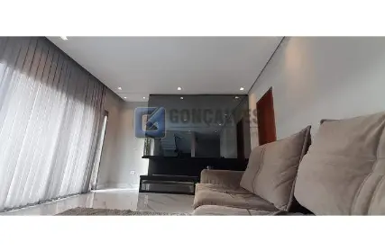 Imagem: Sobrado para Venda, Ferrazópolis