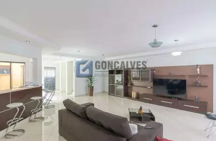 Imagem: Sobrado para Alugar, Parque Novo Oratório