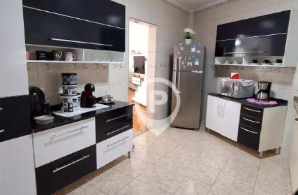 Imagem: Sobrado para Venda, Santa Maria