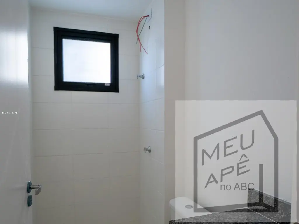 Apartamento à Venda: Vila Palmares, 2 Quartos, 1 Vagas por R$ 365.000,00.