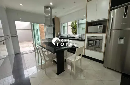 Imagem: Sobrado para Venda, Vila Assis Brasil