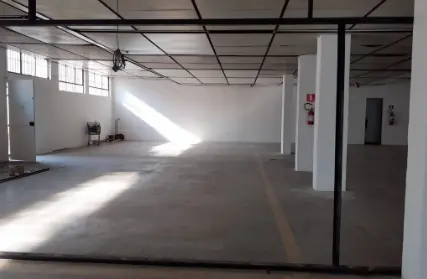 Imagem: Galpão / Salão para Alugar, Jardim do Mar