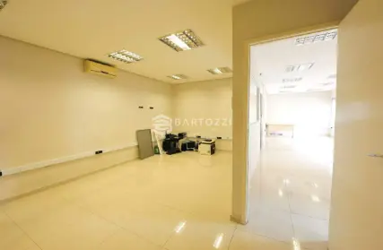 Imagem: Prédio Comercial para Venda, Barcelona