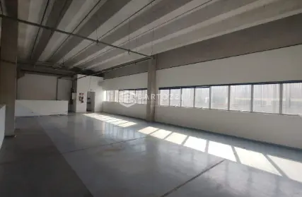 Imagem: Galpão / Salão para Alugar, Piraporinha