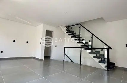 Imagem: Sobrado para Venda, Vila Pinheirinho