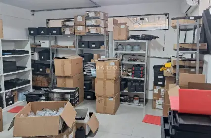 Imagem: Galpão / Salão para Alugar, Campestre