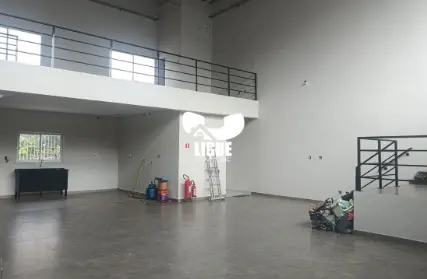 Imagem: Galpão / Salão para Alugar, Campestre