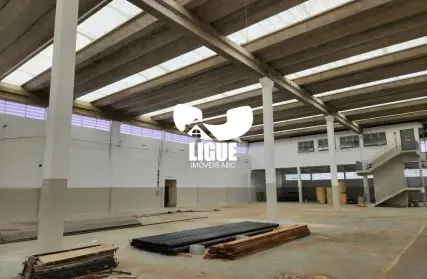Imagem: Galpão / Salão para Alugar, Piraporinha