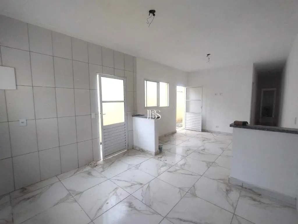 Casa Térrea à Venda: Jardim Santa Terezinha, 2 Quartos, 1 Suíte,2 Vaga por R$ 340.000,00.