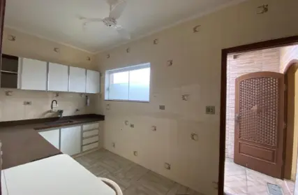 Imagem: Casa Térrea para Venda, Centro de Itanhaém