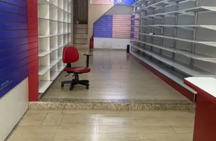 Imagem: Galpão / Salão para Alugar, Guaianases