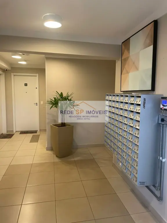 Apartamento à Venda: Vila Carmosina, 2 Quartos, por R$ 225.000,00.