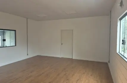 Imagem: Galpão / Salão para Alugar, Água Rasa