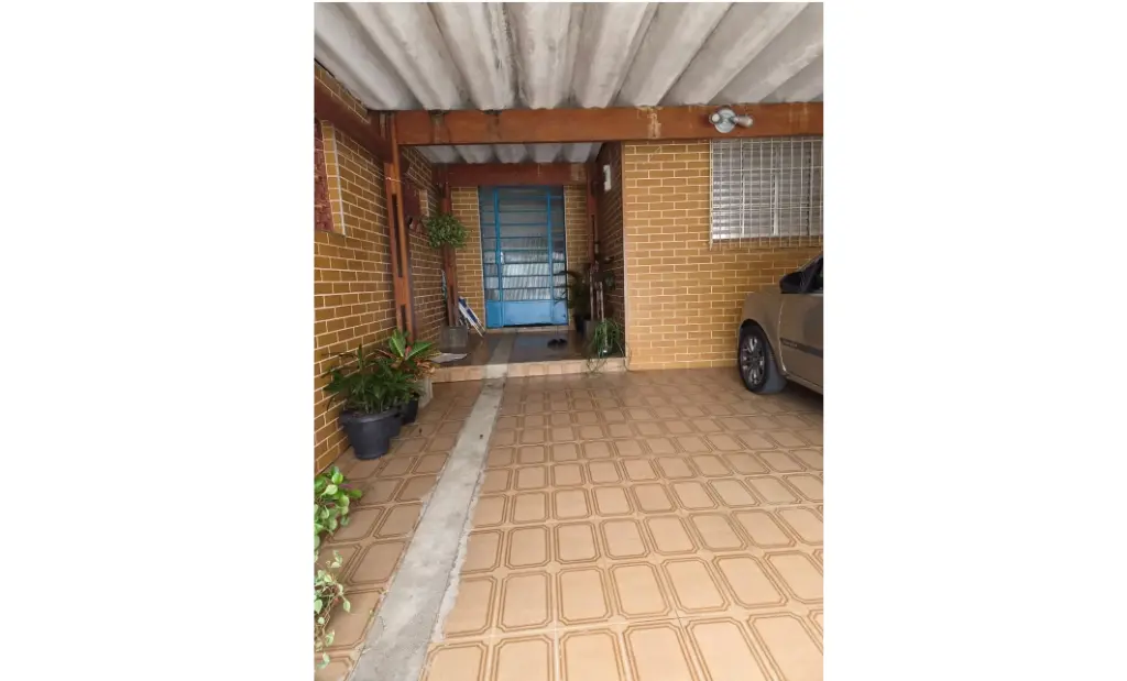 Casa Térrea à Venda: Jardim Laone, 1 Quarto, 2 Vagas por R$ 300.000,00.