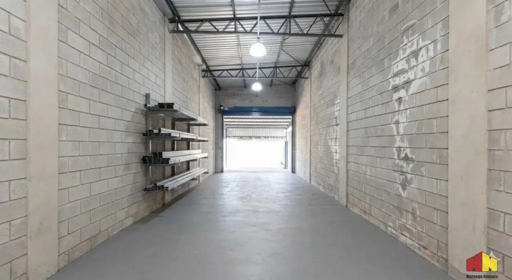 Galpão / Salão à Venda: Parque São Jorge, por R$ 700.000,00.