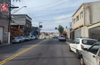 Imagem: Galpão / Salão para Alugar, Vila Industrial