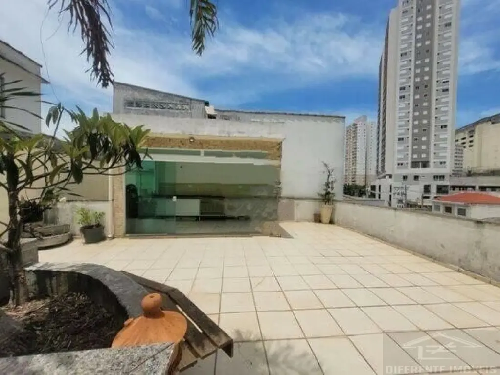 Sobrado à Venda: Vila Lúcia Elvira, 3 Quartos, 3 Suítes,4 Vagas por R$ 1.500.000,00.