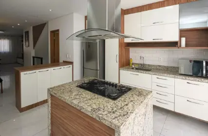 Imagem: Sobrado para Venda, Vila Charlote