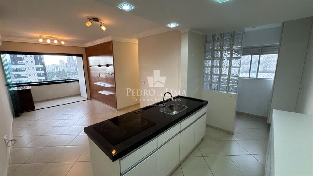 Apartamento à Venda: Vila Regente Feijó, 2 Quartos, 2 Vagas por R$ 750.000,00.