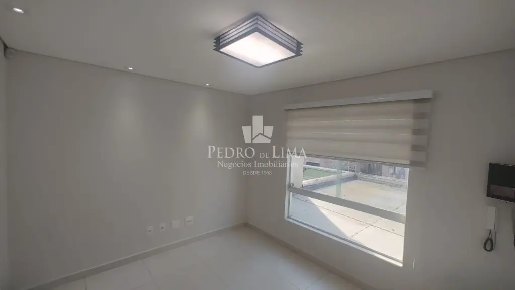 Sobrado à Venda: Vila Esperança, 3 Quartos, 1 Suíte,3 Vaga por R$ 695.000,00.