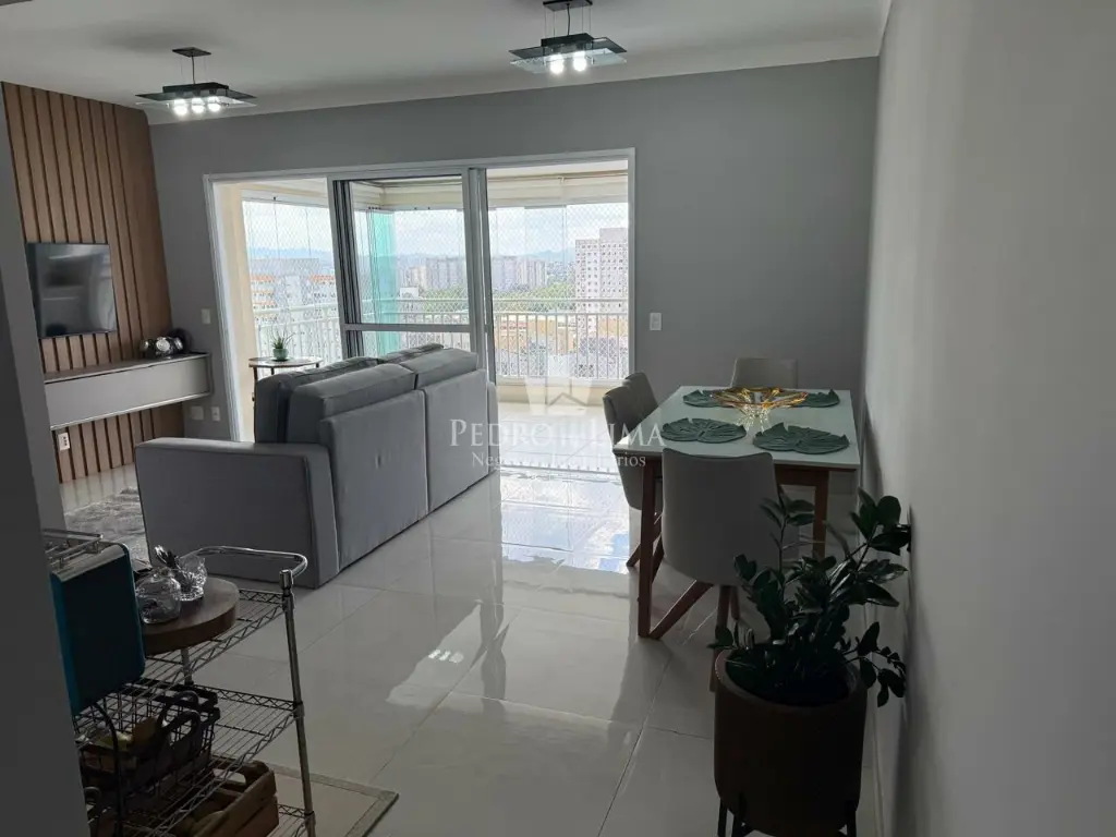 Apartamento à Venda: Tatuapé, 3 Quartos, 1 Suíte,2 Vaga por R$ 1.350.000,00.