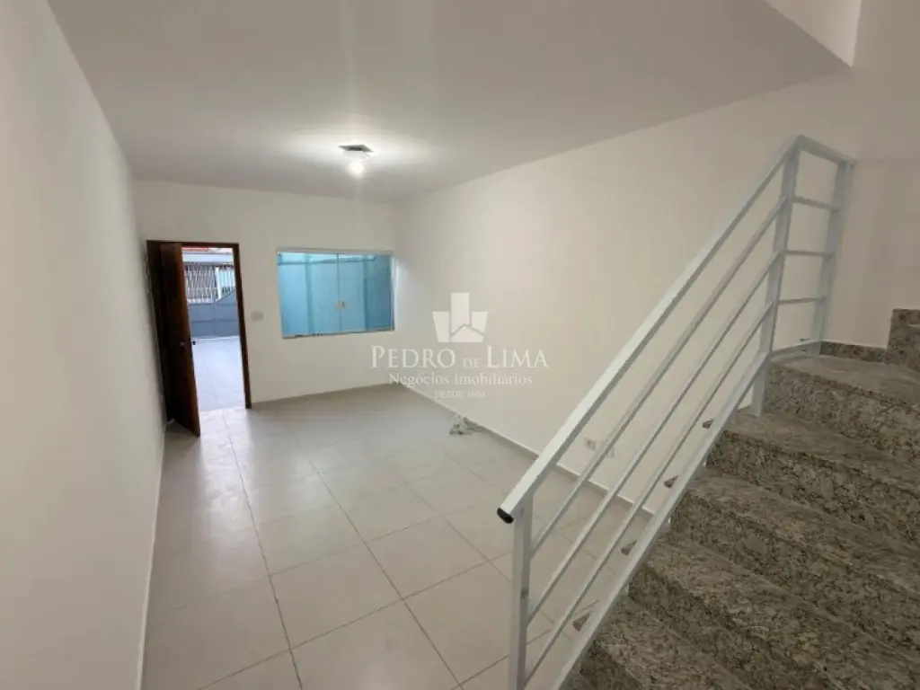 Sobrado à Venda: Vila Matilde, 2 Quartos, 2 Suítes,2 Vagas por R$ 530.000,00.