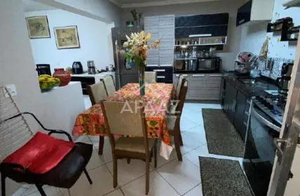 Imagem: Sobrado para Venda, Vila Araguaia