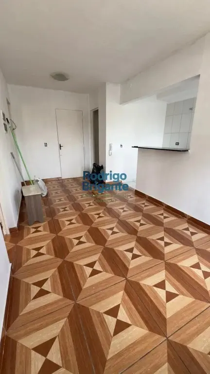 Apartamento à Venda: Vila Taquari, 2 Quartos, 1 Vagas por R$ 250.000,00.