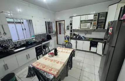 Imagem: Casa Térrea para Venda, Parada XV de Novembro