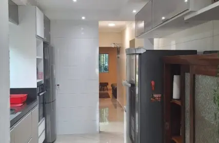 Imagem: Sobrado para Venda, Cidade Satélite Santa Bárbara