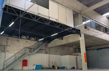 Imagem: Galpão / Salão para Alugar, Vila Sabrina