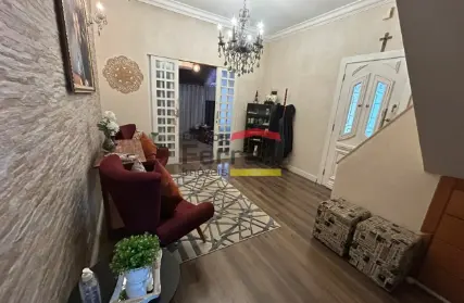 Imagem: Sobrado para Venda, Chora Menino