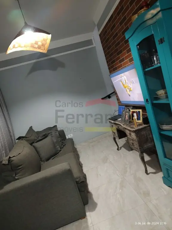 Sobrado à Venda: Vila Nivi, 2 Quartos, 2 Suítes,3 Vagas por R$ 680.000,00.
