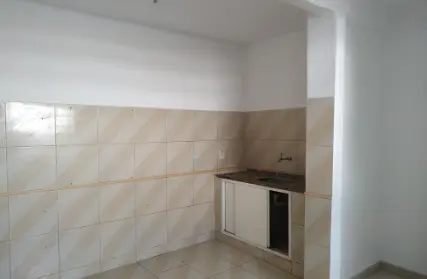 Imagem: Casa Térrea para Alugar, Casa Verde