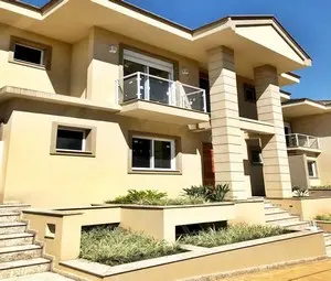 Imagem: Condomínio Fechado para Venda, Barro Branco (Zona Norte)