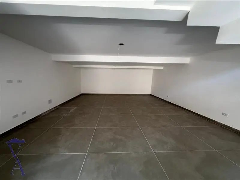 Sobrado à Venda: Jardim Paraíso, 3 Quartos, 1 Suíte,2 Vaga por R$ 850.000,00.