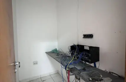 Imagem: Galpão / Salão para Alugar, Vila Mazzei