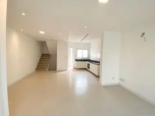 Imagem: Sobrado para Venda, Chora Menino