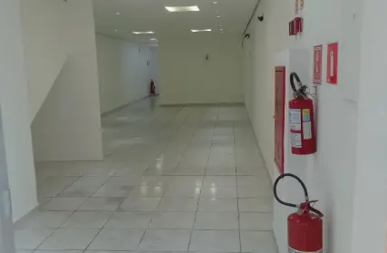 Imagem: Ponto Comercial para Alugar, Chora Menino