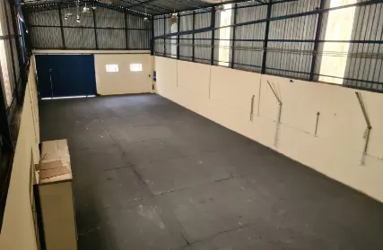 Imagem: Galpão / Salão para Alugar, Vila Mazzei