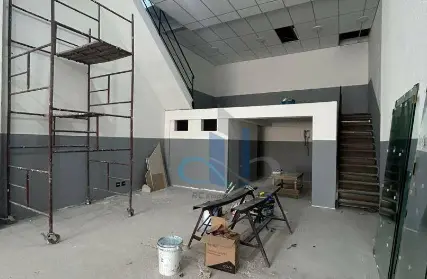 Imagem: Galpão / Salão para Alugar, Vila Sabrina