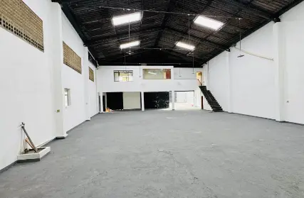 Imagem: Galpão / Salão para Venda, Vila Amália (Zona Norte)